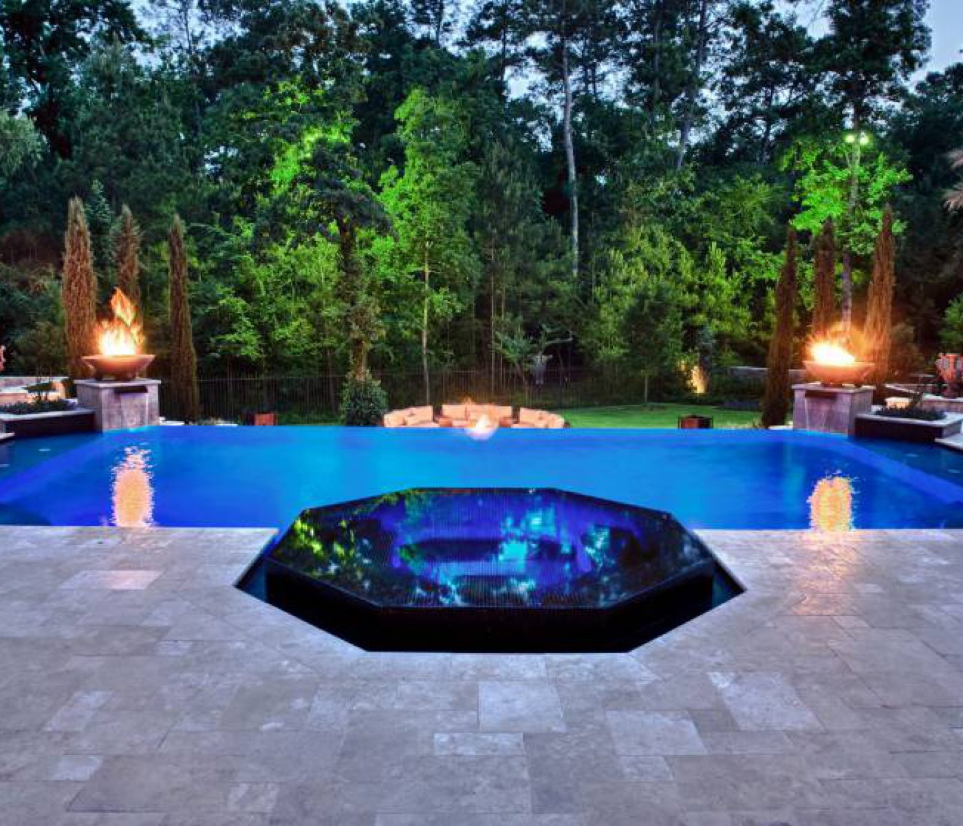 POOLS AND WATER FEATURES